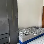 Dozsa Vendeghaz Apartman