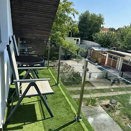 Apartment Dozsa Vendeghaz