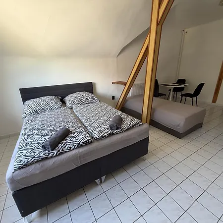 Apartment Dozsa Vendeghaz *